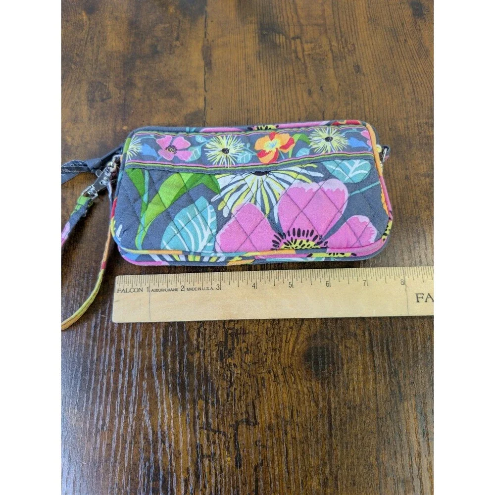 Vera Bradley Wristlet Wallet Jazzy Blooms Floral Retired Pattern Excellent